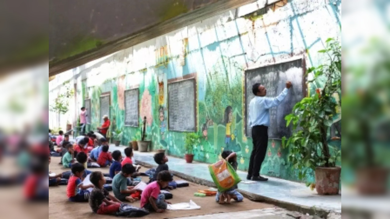 Teachers' Day: Burning midnight oil under unroofed school of nature