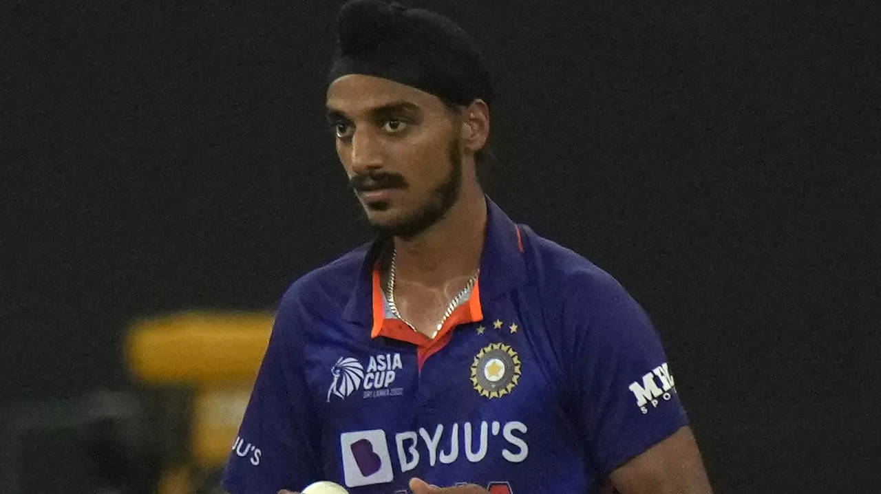 Arshdeep Singh received a lot of flak on social media after dropping a catch against Pakistan in Asia Cup 2022