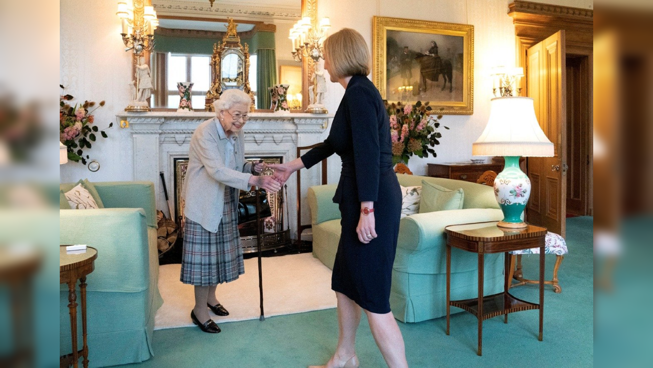 Liz Truss meets Queen