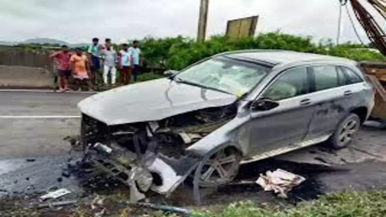 Cyrus Mistry death: Mercedes-Benz says cooperating with authorities probing car crash