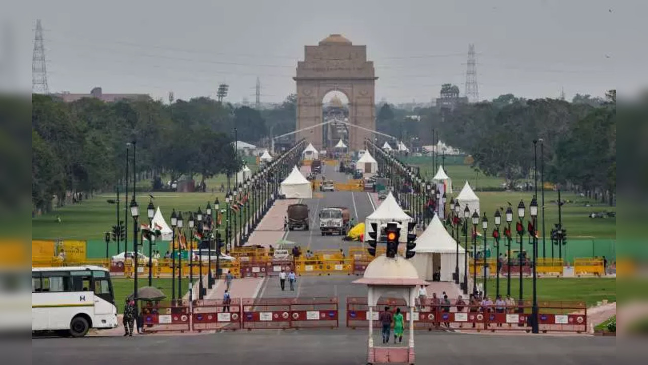 INDIA GATE _ PTI