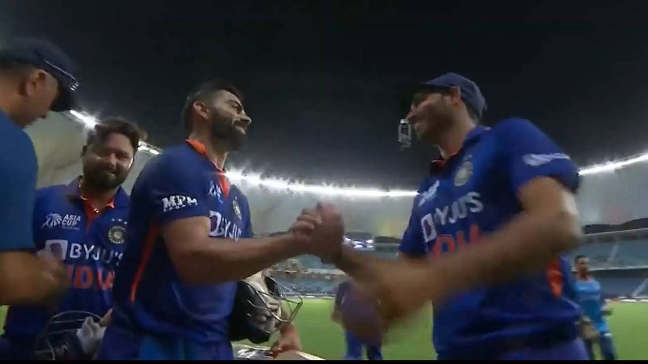 Virat Kohli had a special message for Bhuvneshwar Kumar after his 71st ton