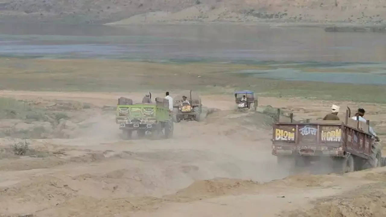 sand-mining-PTI