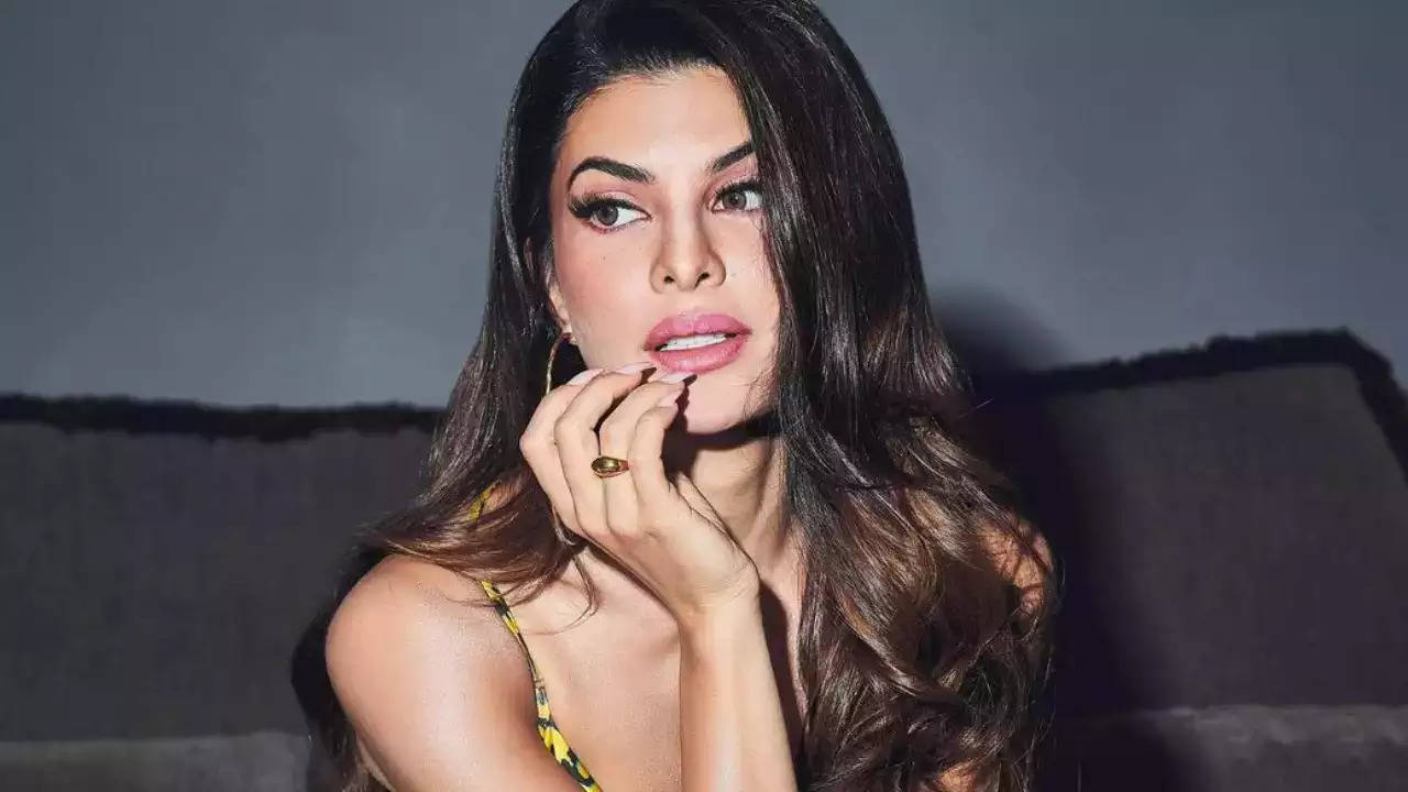 Jacqueline Fernandez issued fresh summon in connection with Rs 200 crore money laundering probe