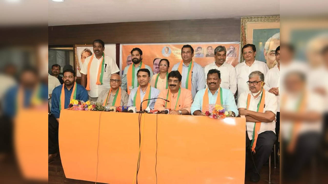 ​Goa Congress MLAs joined BJP