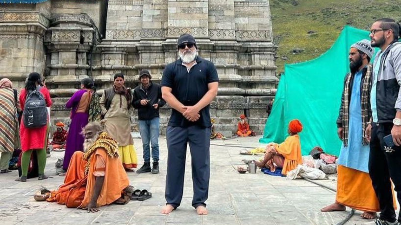 South star Ajith Kumar seeks blessings at Kedarnat and Badrinath temple - see pics