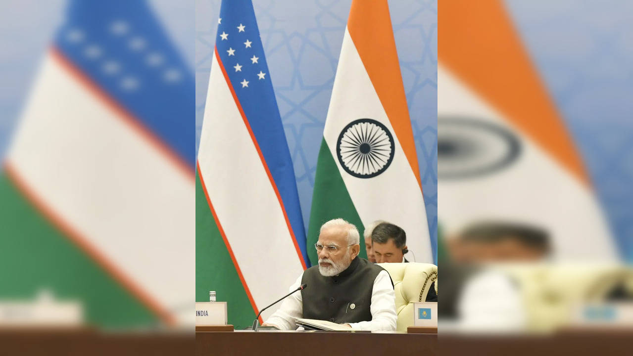 PM urges SCO members to strengthen global supply chains