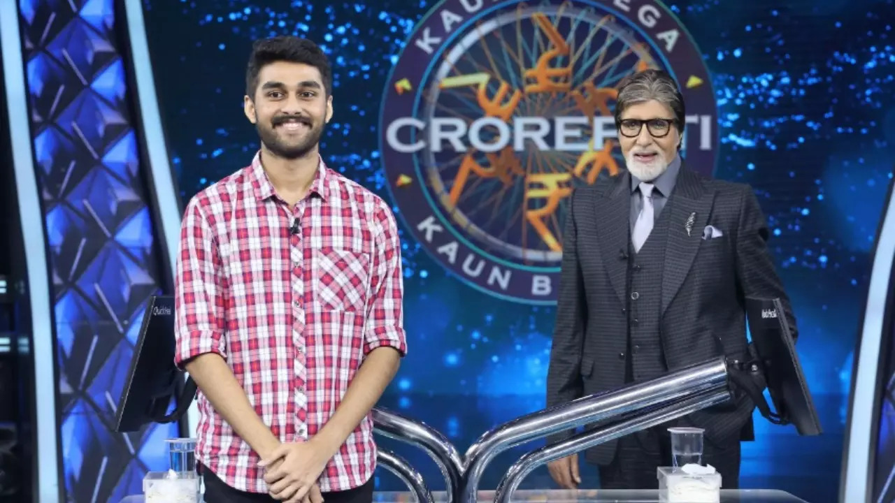 KBC 14 contestant Prakhyat with Big B