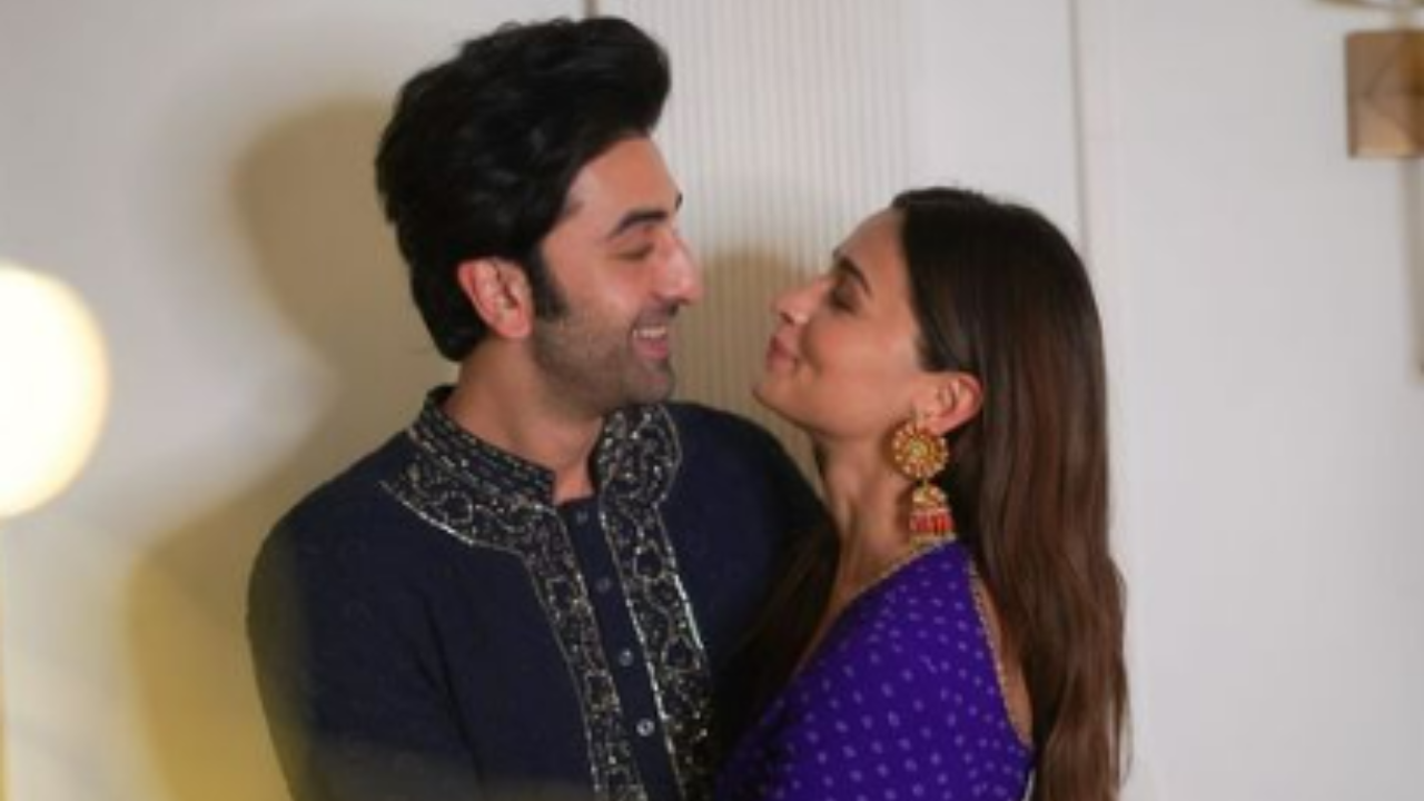 Ranbir Kapoor jokingly calls Alia Bhatt 'daunting' and 'boisterous' in an interview. Pic Credit : Instagram