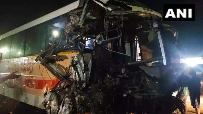 Pune bus accident