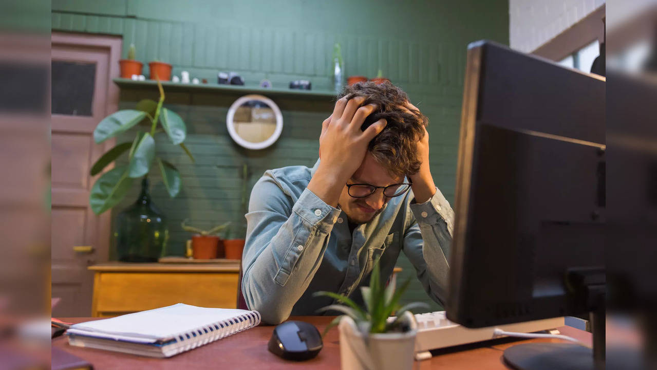 On the one hand, unemployment can be detrimental to well-being and can negatively affect the brain – and on the other, going through burnout working several hours in a day multiple days in a week can hamper productivity, physical and mental health.