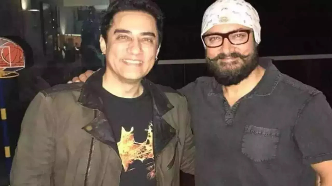 Aamir Khan with brother Faisal