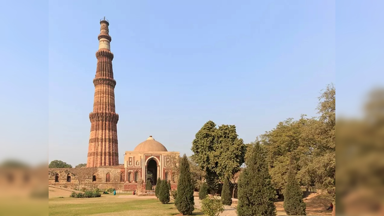 Twin towers are taller than Qutub Minar. The Twin Towers will become India's tallest structure to be demolished on August 28..