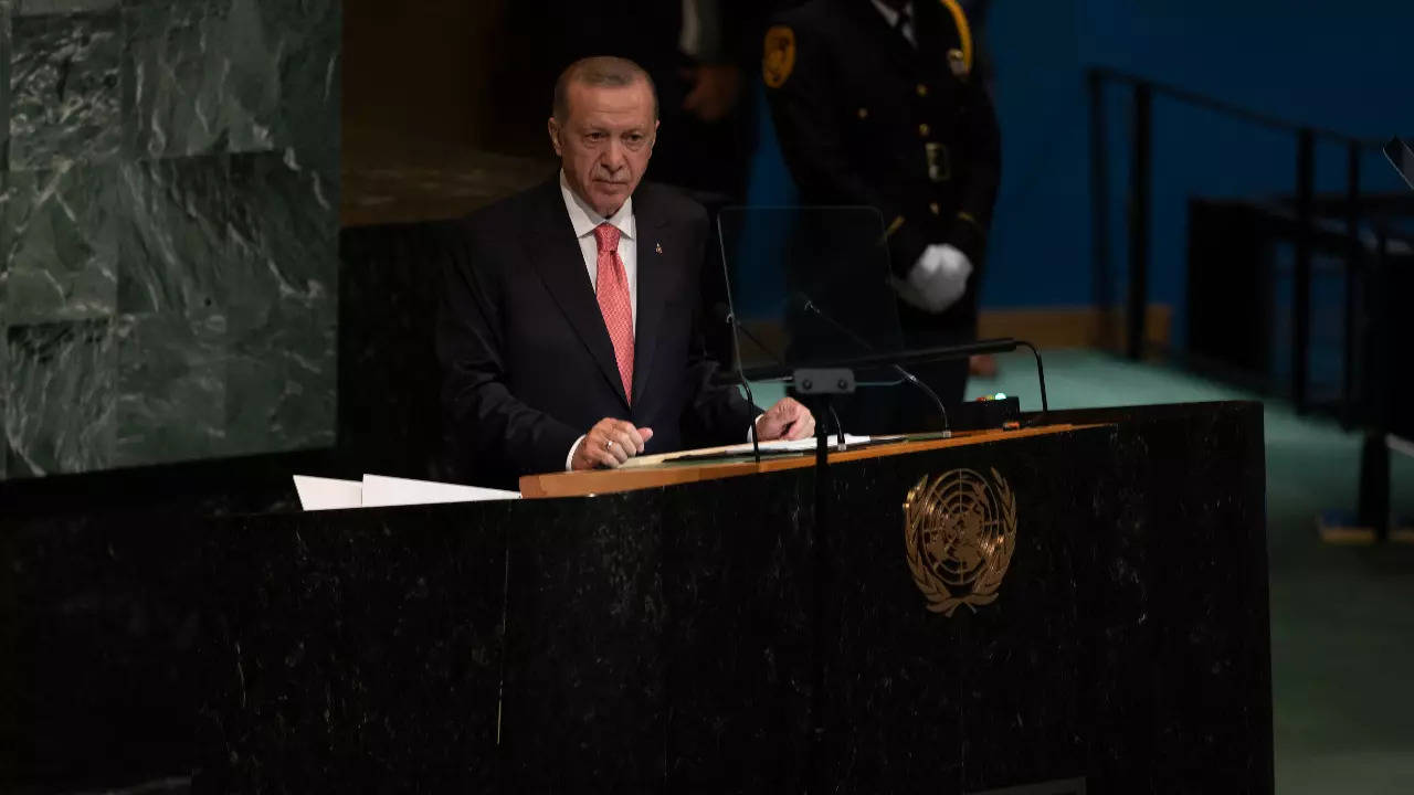 Il presidente turco Recep Tayyip Erdogan solleva la questione del Kashmir all’Assemblea generale delle Nazioni Unite;  Esprime speranza per la “pace permanente”