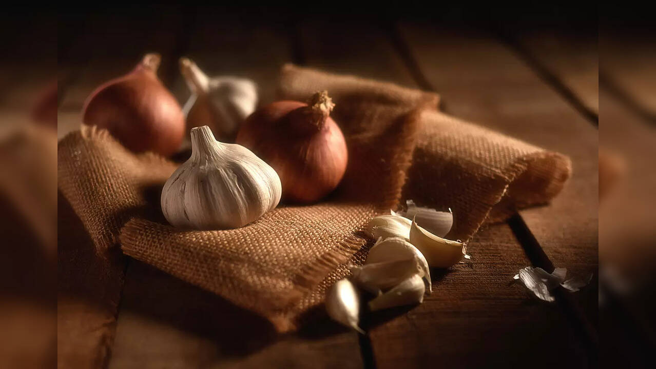 Navratri Fasting Rules Why should we not eat onion and garlic for nine