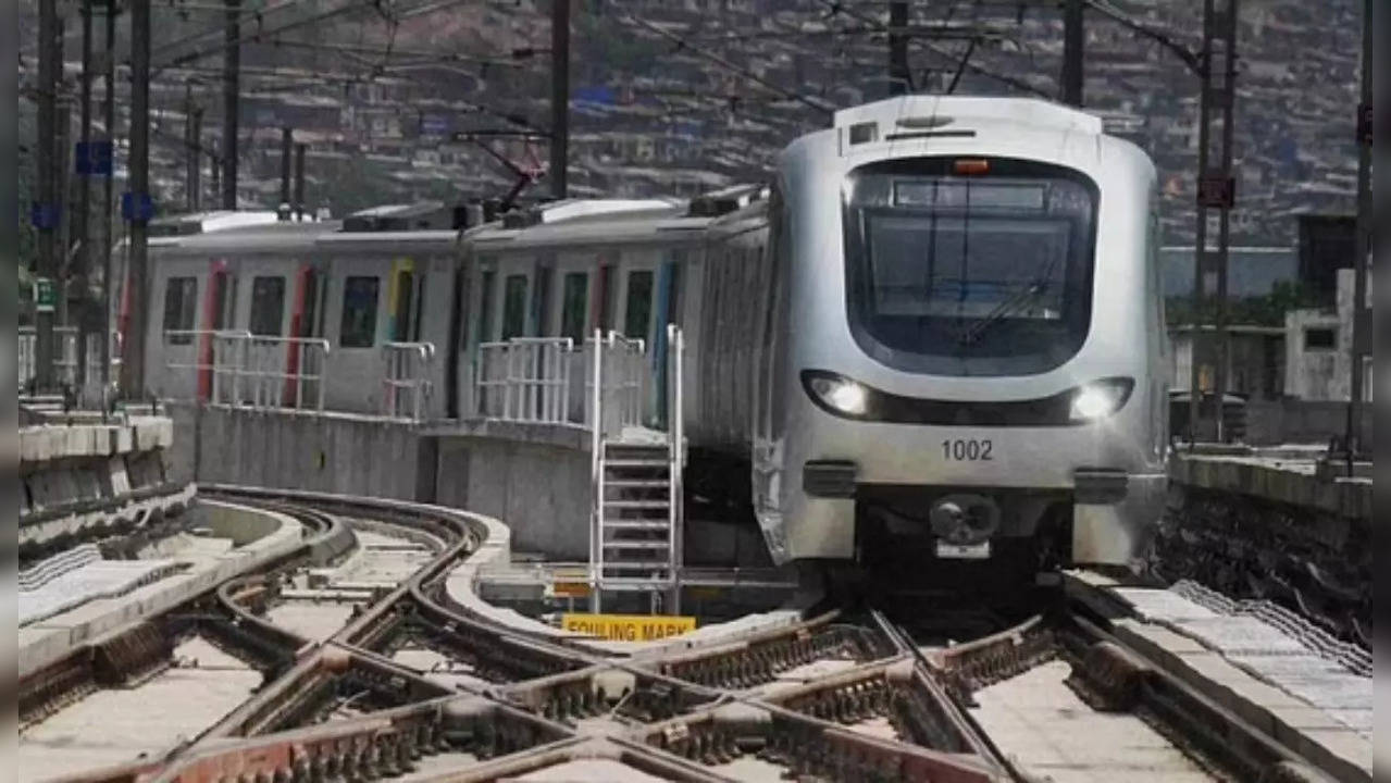 mumbai metro pti