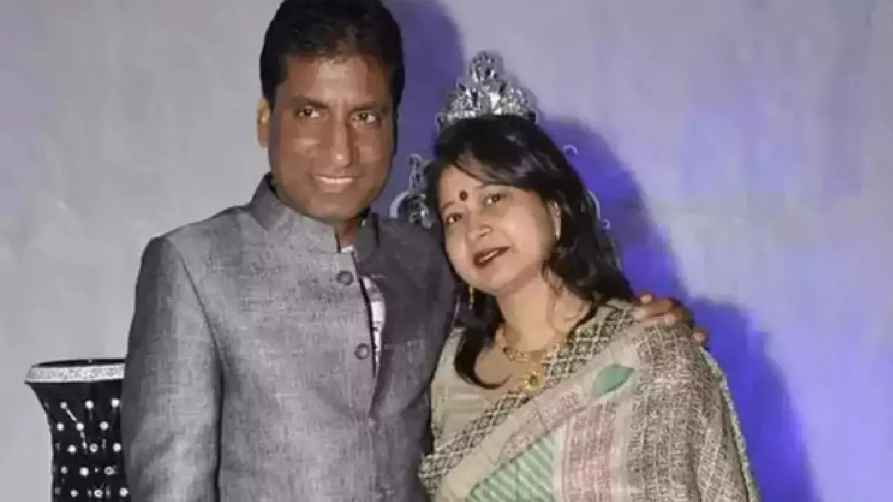 Raju Srivastava with his wife Shikha