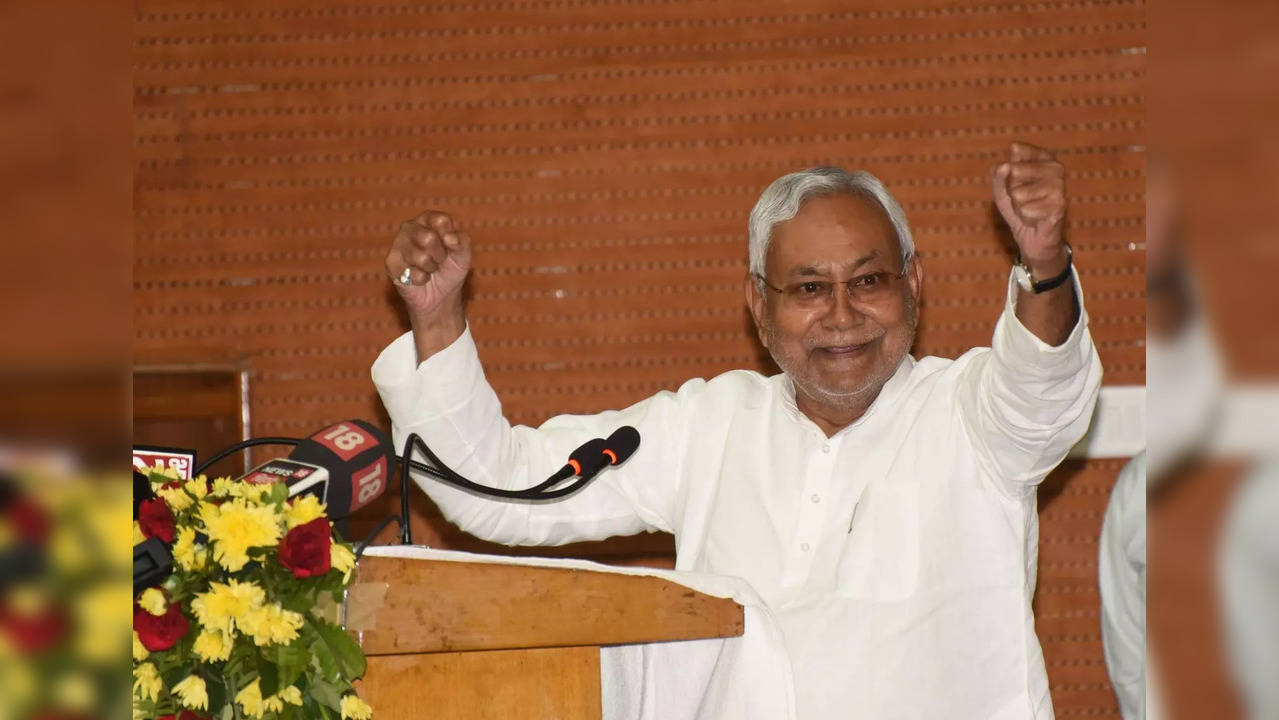 Patna: Bihar Chief Minister Nitish Kumar addresses during handing over a job letter to a beneficiary for Revenue and Land Reforms Department as Deputy CM Tejaswi Yadav looks on, at Adhiveshan Bhawan  in Patna on Tuesday, Sept. 20, 2022. (Photo: IANS)