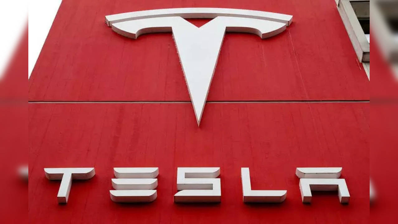 Tesla not recalling 1.1 mn cars.