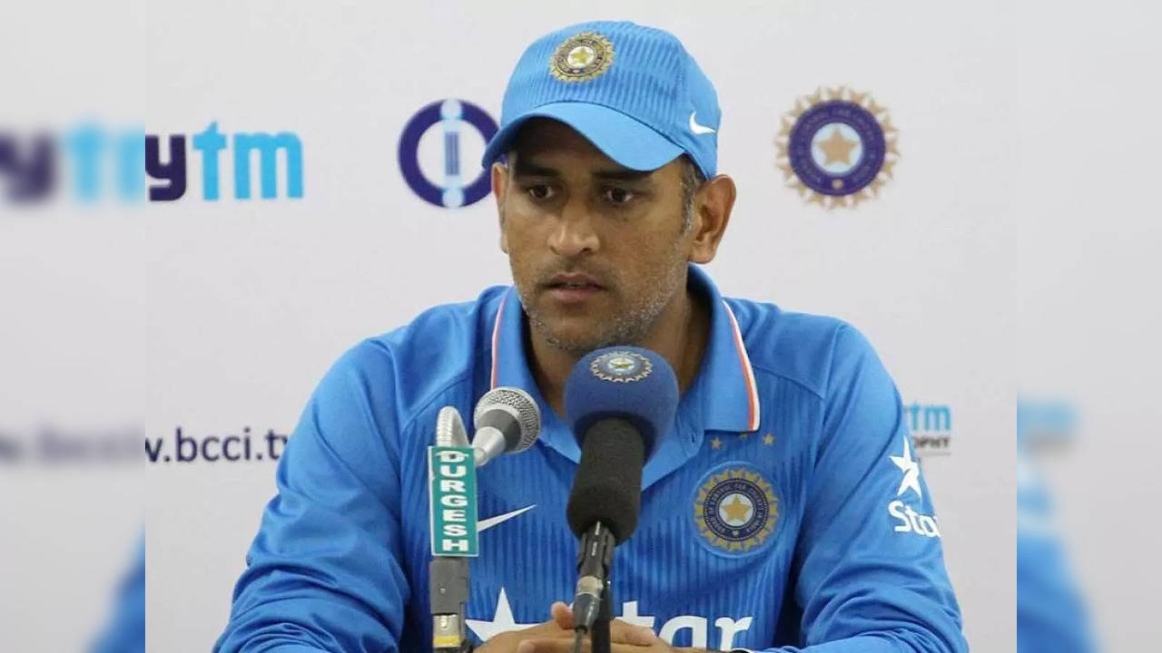 MS Dhoni attending a press conference