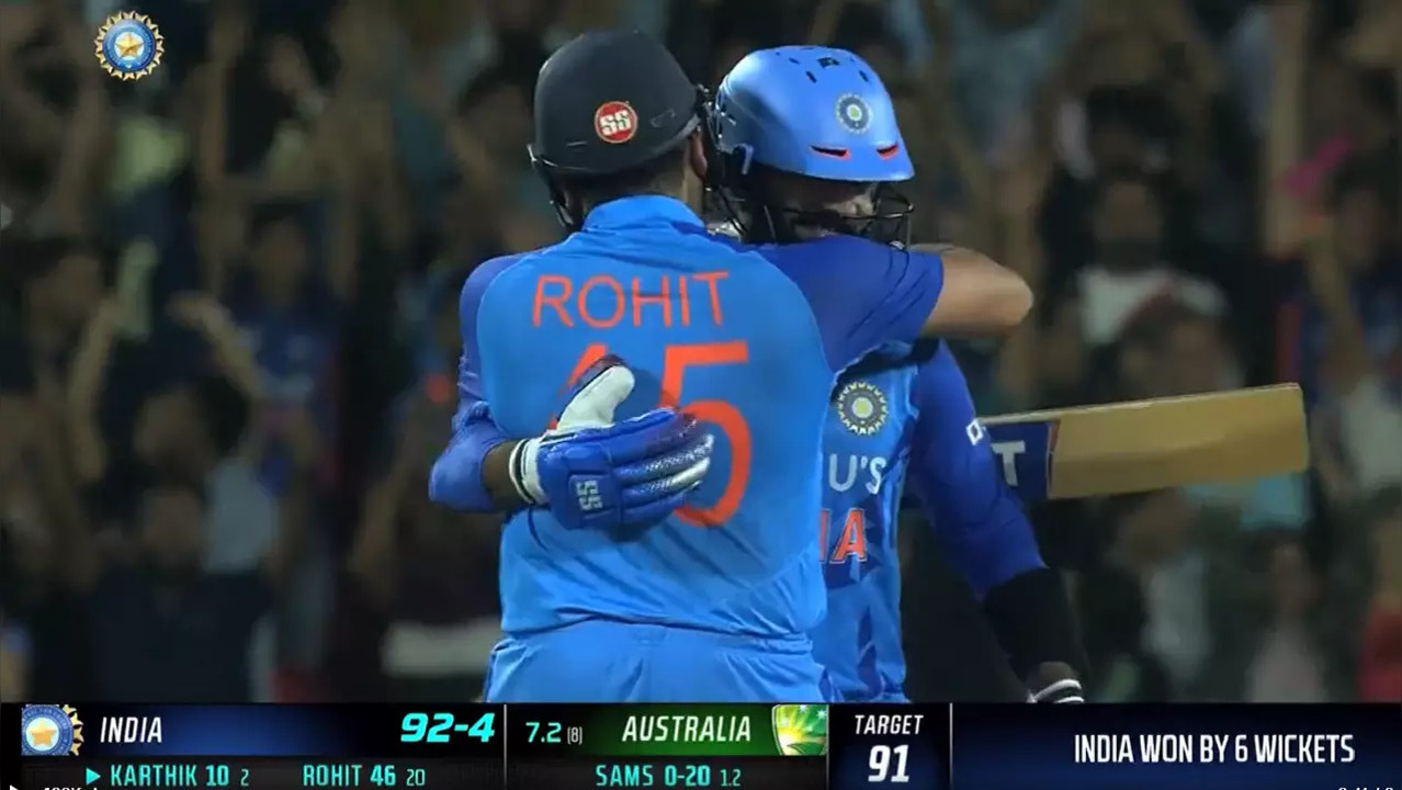 Dinesh Karthik Rohit Sharma.