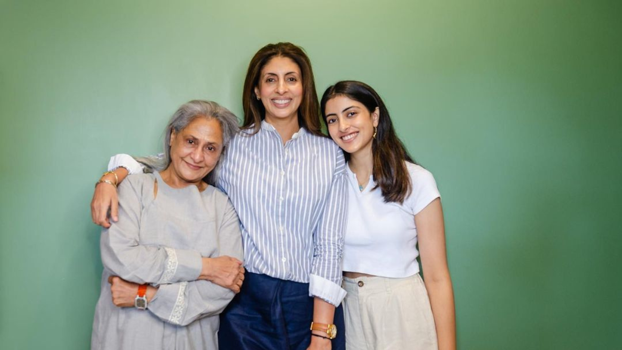 Between nani Jaya Bachchan and mom Shweta, here's who Navya believes is the most unfiltered