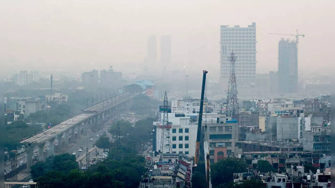delhi pollution istock