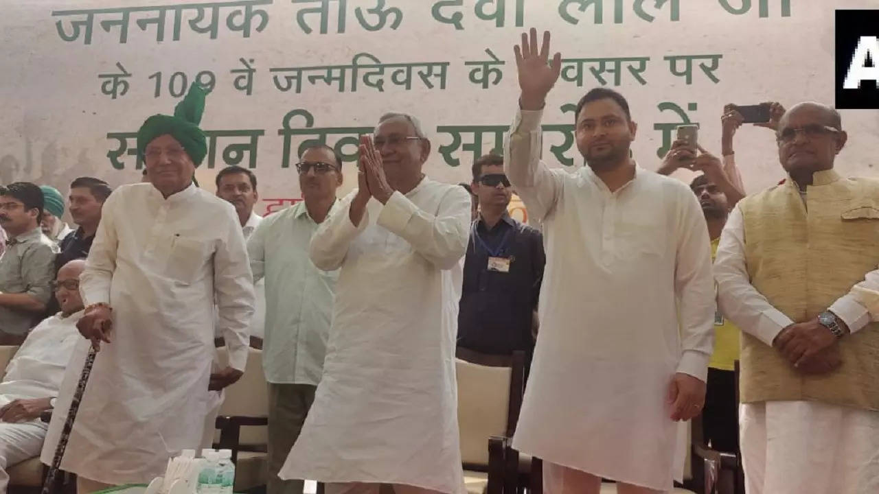 Opposition leaders attend INLD rally in Haryana