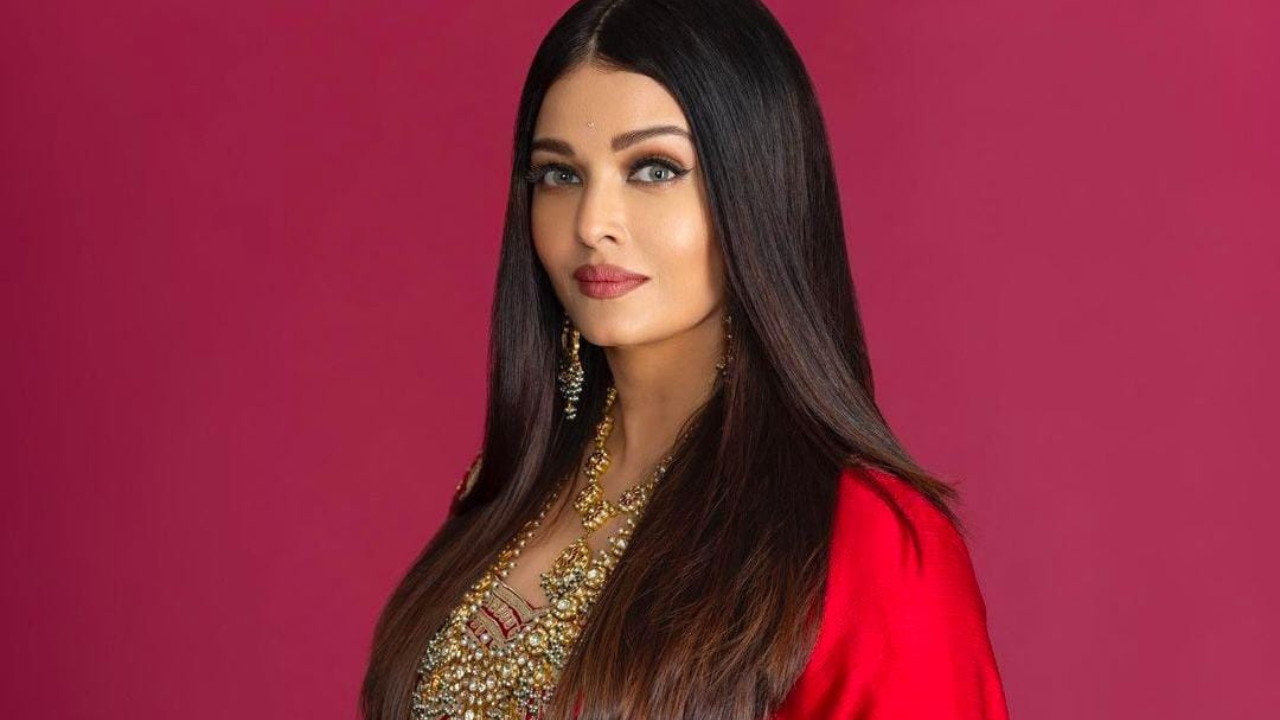 Ahead of PS 1's release, Aishwarya Rai shares the most gorgeous photo to  thank fans - see inside