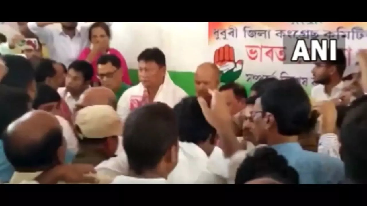 A clash broke out between two groups of Congress party in Assam