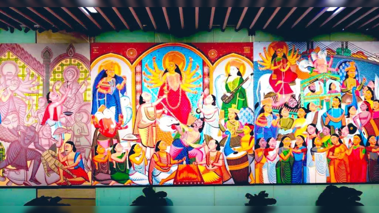 Kolkata airport mural