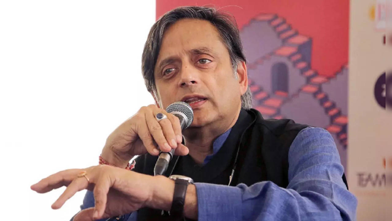 Senior Congress leader Shashi Tharoor