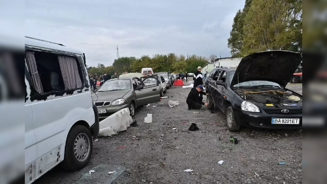 Dozens killed or wounded in Russian missile strike in Ukraine