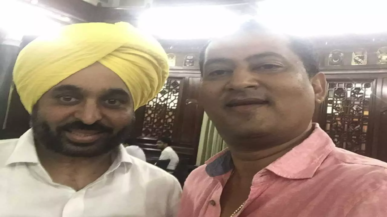 Kishansinh Solanki with Punjab CM