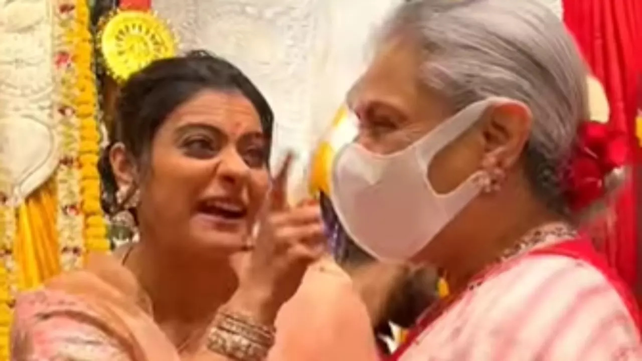 Kajol and Jaya Bachchan