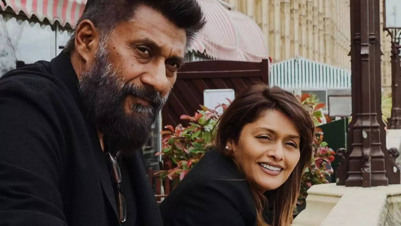 Vivek Agnihotri, Pallavi Joshi buy new apartment