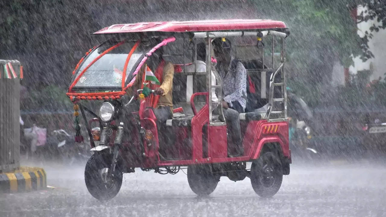 Heavy Rains To Lash Bengaluru, IMD Issues Yellow Alert For Several ...