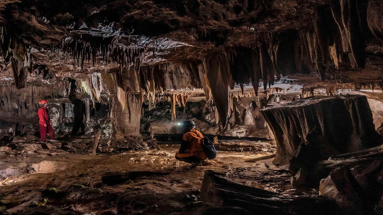 cave