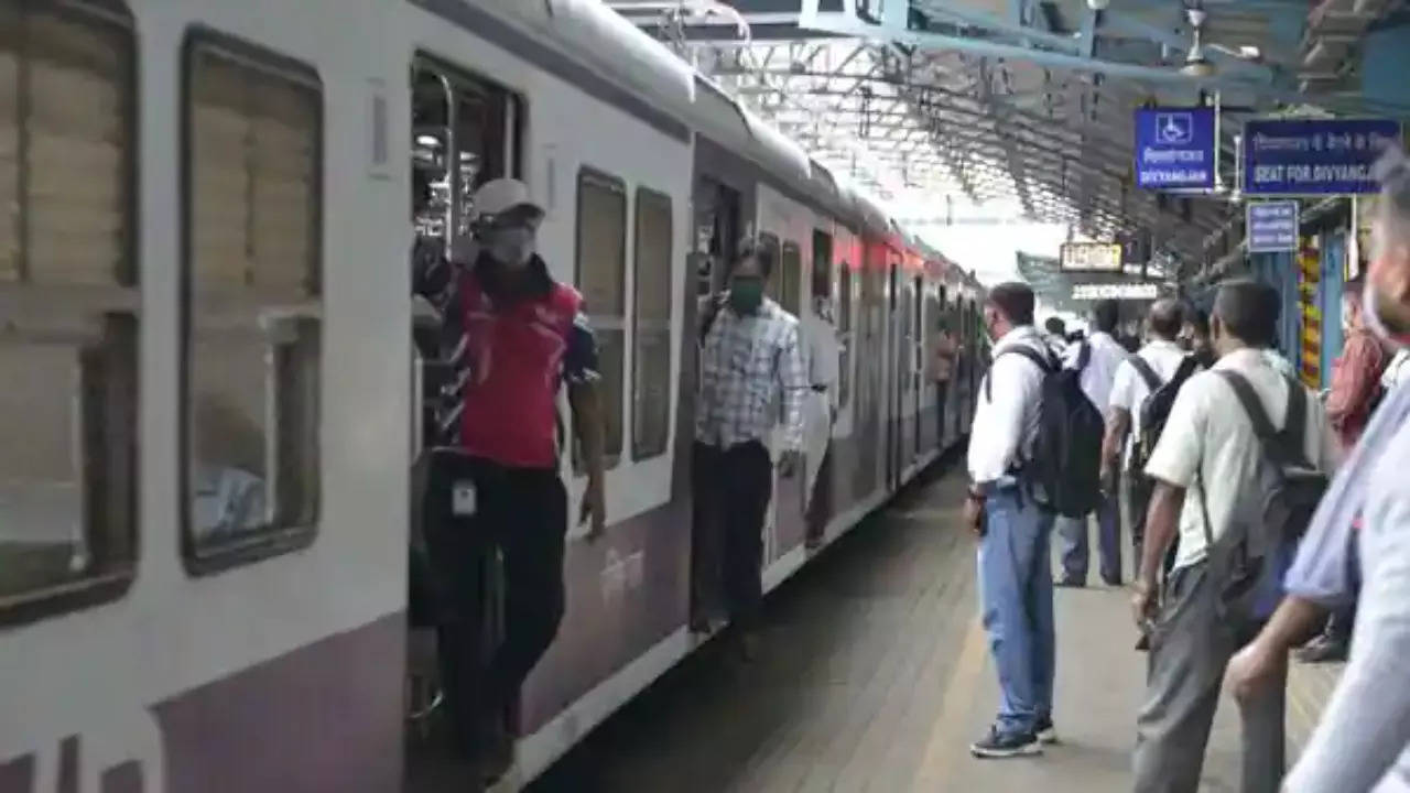 Local train services on Mumbai's Harbour line affected on Wednesday due to a rail crack