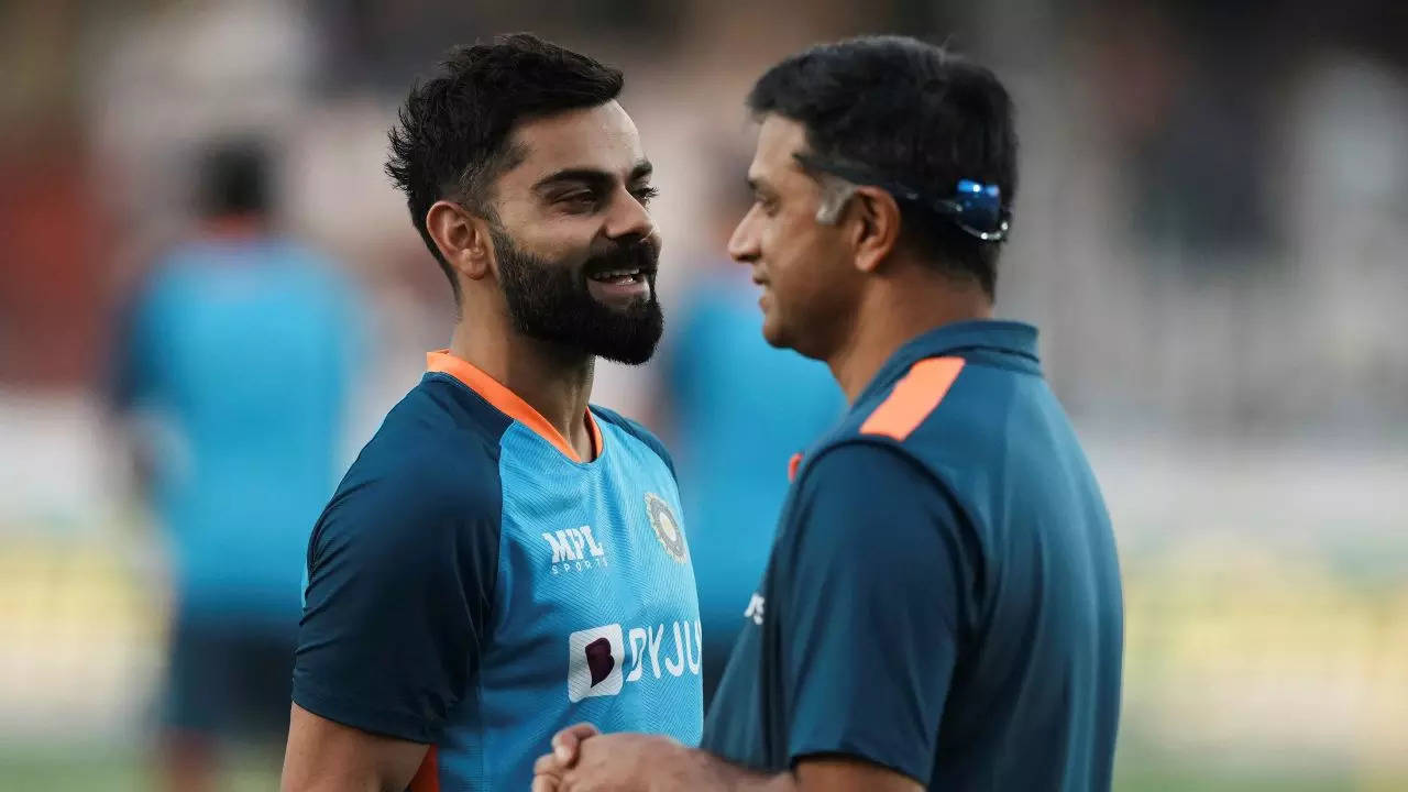 Virat Kohli, Rahul Dravid