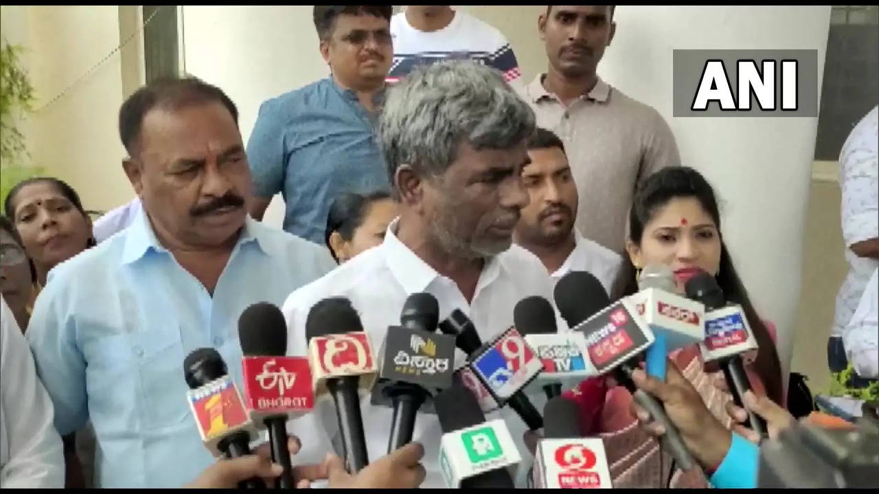 ​Karnataka Min Kota Shrinivas Poojari​