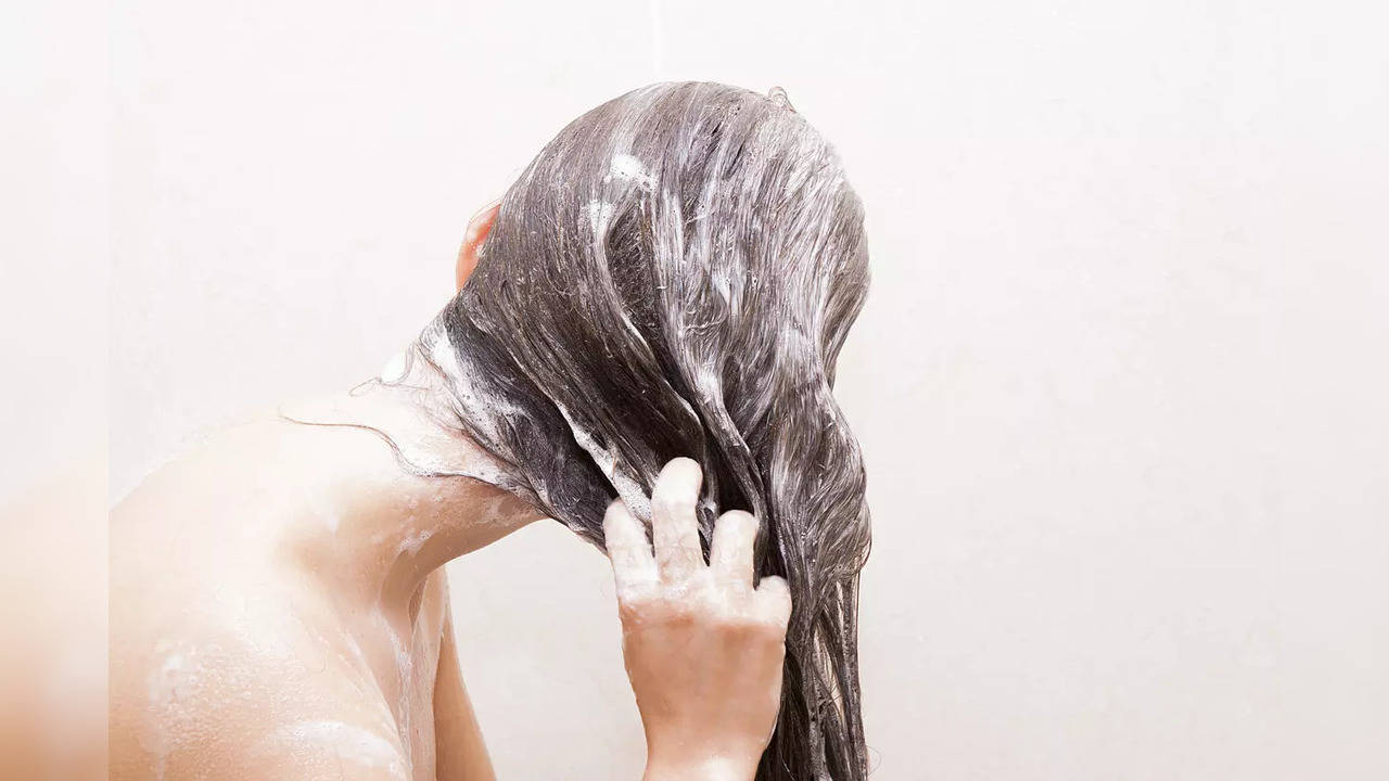 Avoid THESE mistakes while washing your tresses