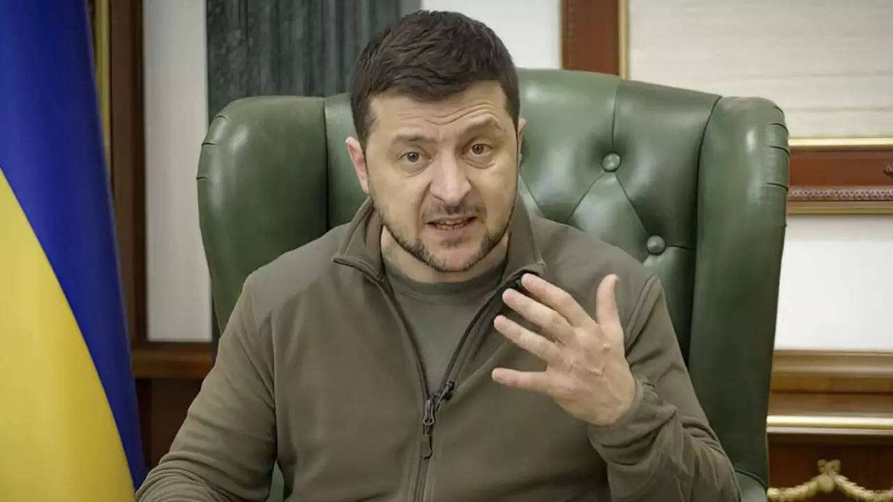 Volodymyr Zelensky (2)