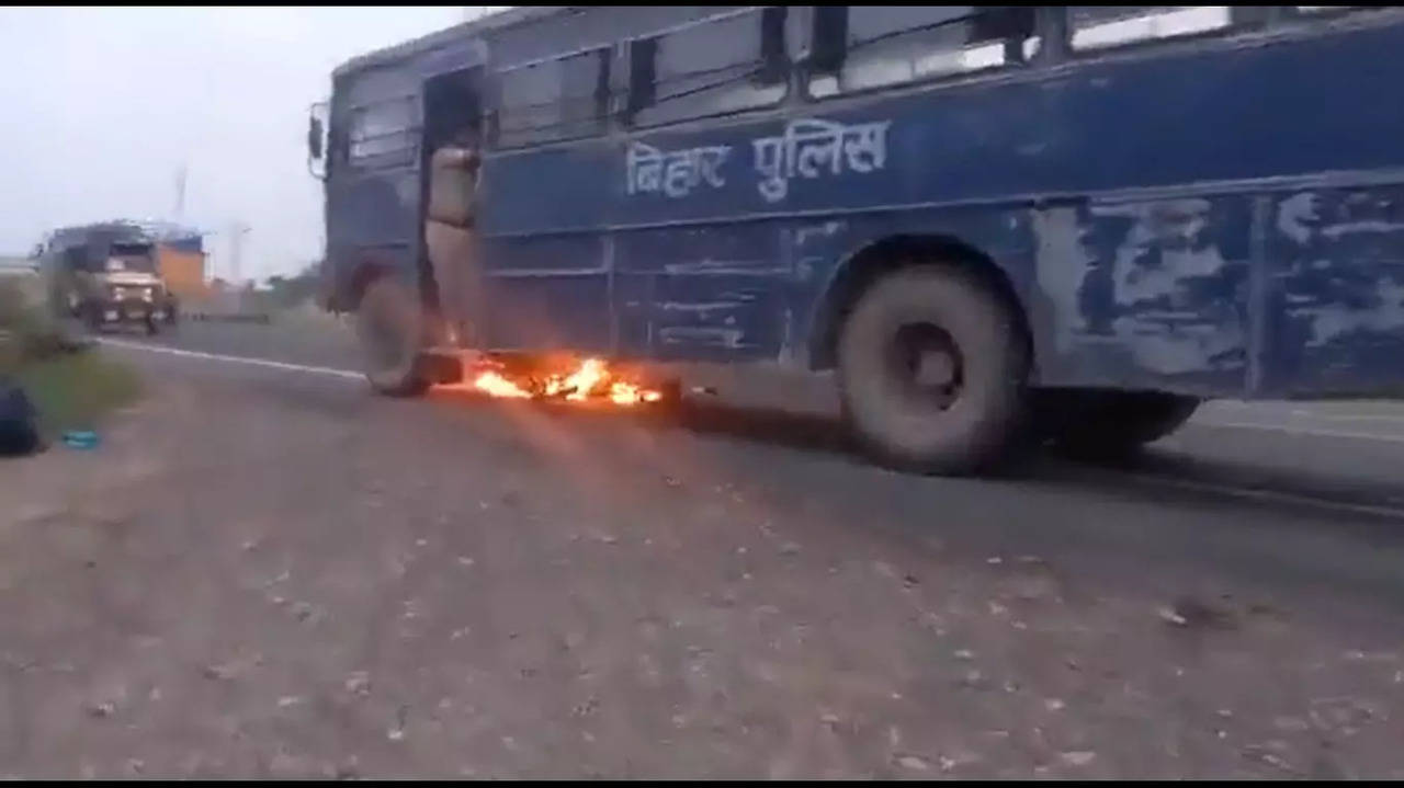 The fuel tank of the bus caught fire and exploded after the accident.