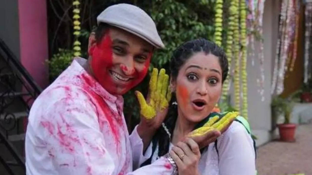 Disha Vakani and Mayur Vakani