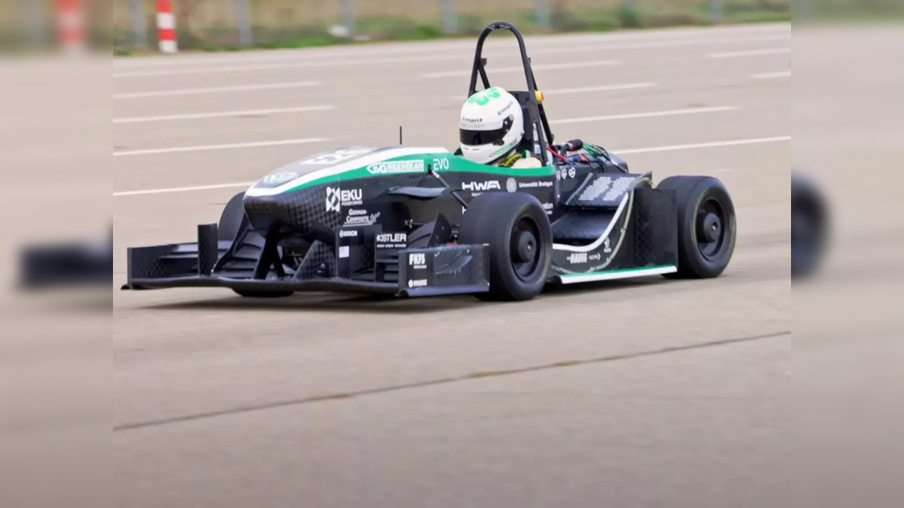 Electric car accelerates from 0 to 100 kph in 1.461 seconds | Screengrab from video by  GreenTeam Uni Stuttgart e.V.