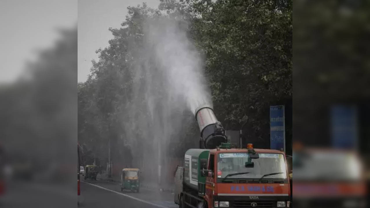 anti smog guns