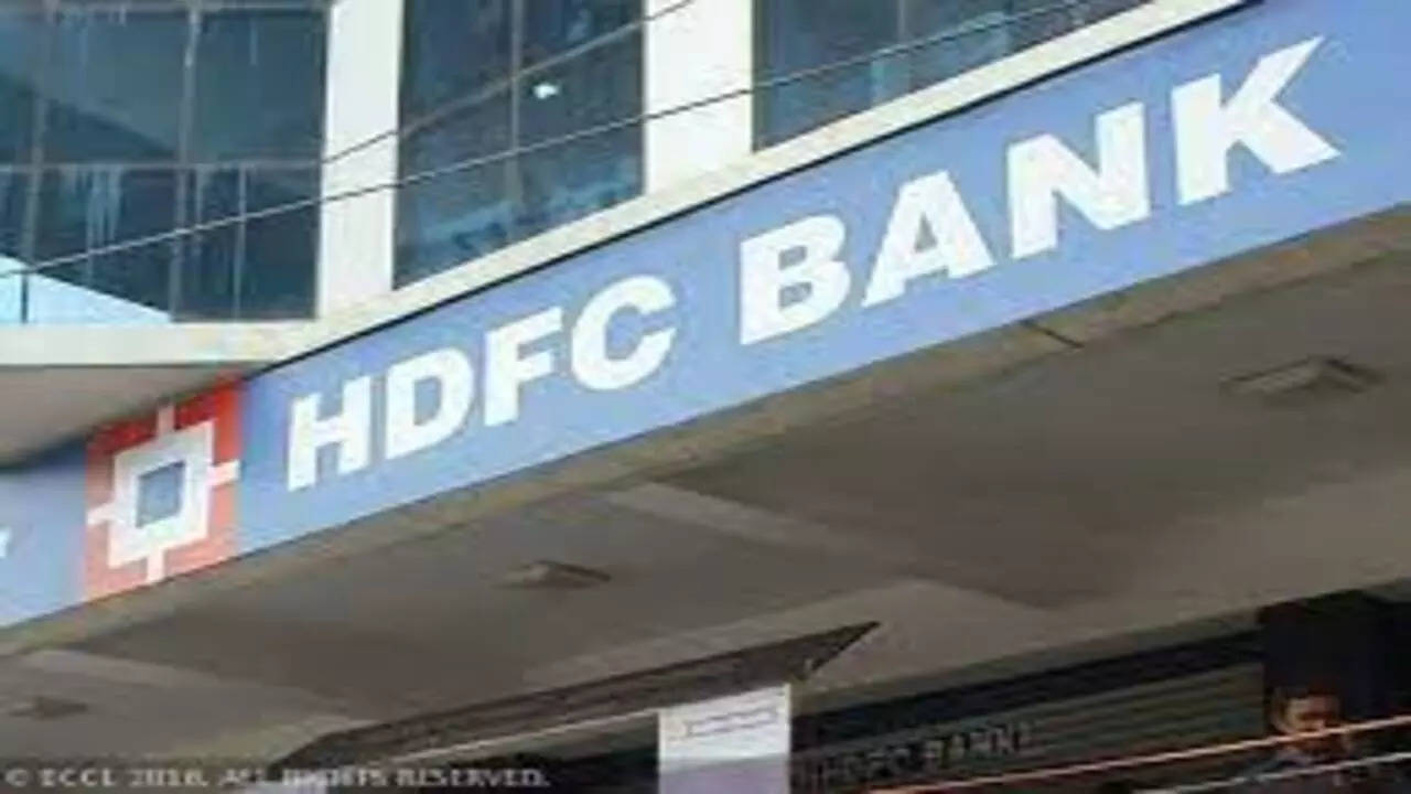 Hdfc Bank Q2 Net Profit Surges 22 Per Cent To Rs 11125 Crore Companies News Times Now 4446