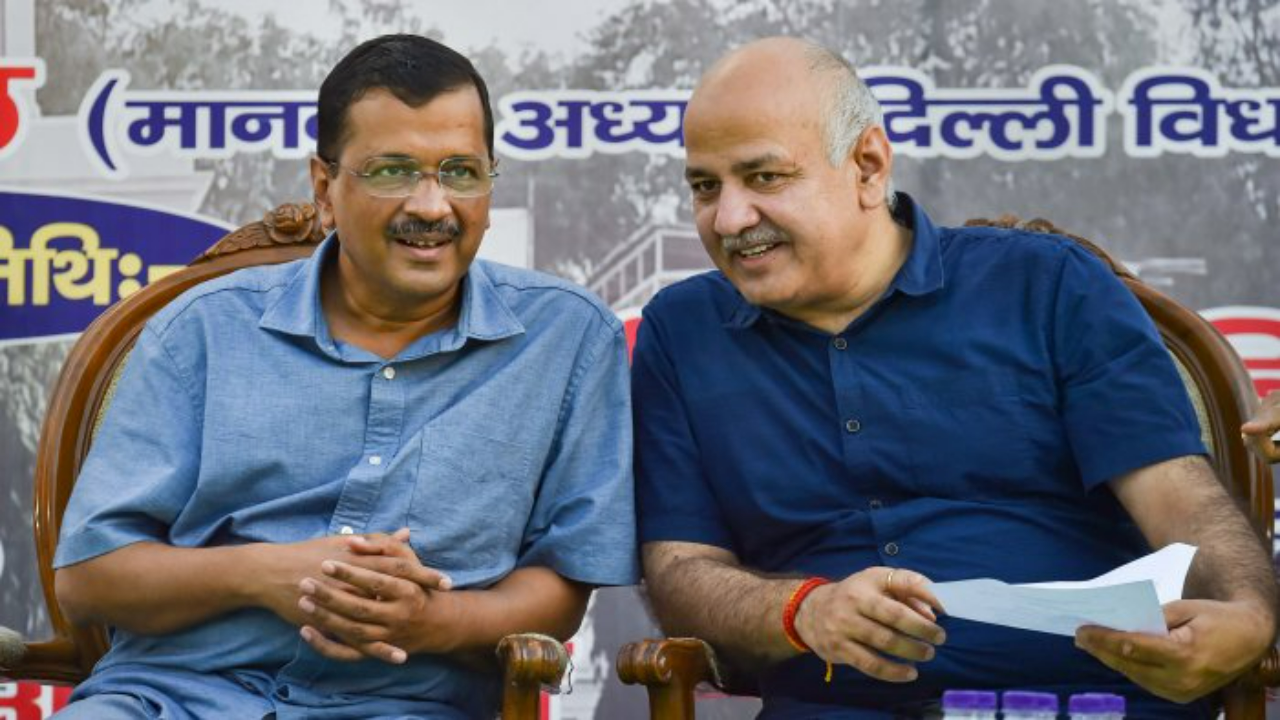 Arvind Kejriwal compared Manish Sisodia to Bhagat Singh