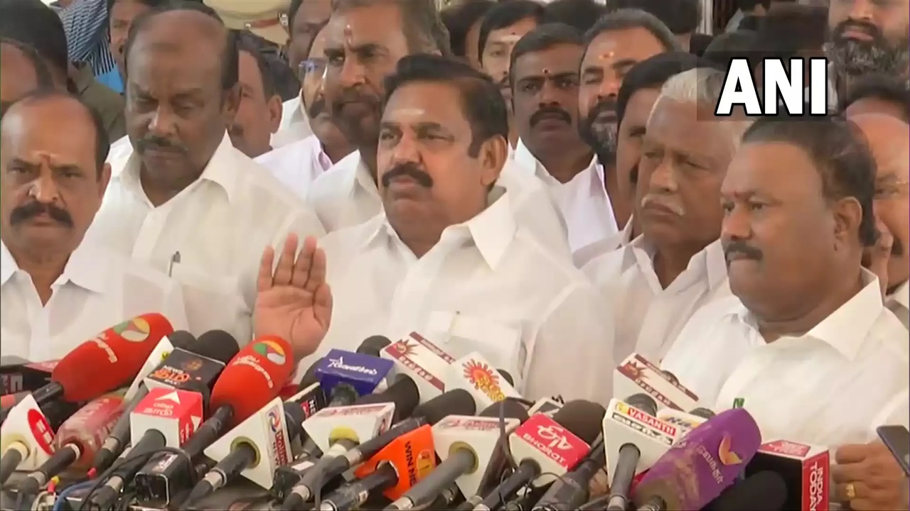 Edappadi Palaniswami, AIADMK